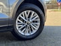 Volkswagen T-Roc 1.5 TSI Life Business IRijklaarprijs Incl. afleveringsbeurt en 12 maanden BOVAG-garantie | Bi-Color | Digitaal dashboard | Apple Carplay | Adaptive Cruise Control |