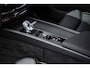 Volvo XC60 T6 Plug-in hybrid AWD Plus Black Edition | Long Range | Google | Panoramadak | 360 Camera | Head-Up Display | Luchtvering | Harman Kardon Audio | 22" lichtmetalen velgen | Elek. Stoelen | Getint Glas | Keyless Entry | Adaptive Cruise Control | Memory | Dodehoekdetectie | Zitverlenging | Elek. Achterklep | Premium Pakket | Volvo On Call