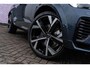 Volvo XC60 T6 Plug-in hybrid AWD Plus Black Edition | Long Range | Google | Panoramadak | 360 Camera | Head-Up Display | Luchtvering | Harman Kardon Audio | 22" lichtmetalen velgen | Elek. Stoelen | Getint Glas | Keyless Entry | Adaptive Cruise Control | Memory | Dodehoekdetectie | Zitverlenging | Elek. Achterklep | Premium Pakket | Volvo On Call