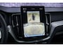 Volvo XC60 T6 Plug-in hybrid AWD Plus Black Edition | Long Range | Google | Panoramadak | 360 Camera | Head-Up Display | Luchtvering | Harman Kardon Audio | 22" lichtmetalen velgen | Elek. Stoelen | Getint Glas | Keyless Entry | Adaptive Cruise Control | Memory | Dodehoekdetectie | Zitverlenging | Elek. Achterklep | Premium Pakket | Volvo On Call