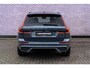 Volvo XC60 T6 Plug-in hybrid AWD Plus Black Edition | Long Range | Google | Panoramadak | 360 Camera | Head-Up Display | Luchtvering | Harman Kardon Audio | 22" lichtmetalen velgen | Elek. Stoelen | Getint Glas | Keyless Entry | Adaptive Cruise Control | Memory | Dodehoekdetectie | Zitverlenging | Elek. Achterklep | Premium Pakket | Volvo On Call