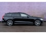 Volvo V60 T8 Plug-in hybrid AWD Plus Performance Edition | Long Range | Google | Panormadak | Exterior Styling Kit | Getint Glas | Elek. Achterklep | Uitlaatsierstukken | Harman Kardon Audio | Polestar Performance Optimisation | Elektrische Stoelverstelling | Keyless Entry | Adaptive Cruise Control | Sportstoelen | Stoel-/Stuurverwarming | Getint Glas | 20" Polestar Wielen