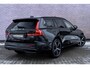 Volvo V60 T8 Plug-in hybrid AWD Plus Perform. Ed. Dark | Long Range | Google | Panormadak | Getint Glas | Elek. Achterklep | Harman Kardon Audio | Elektrische Stoelverstelling | Keyless Entry | Adaptive Cruise Control | Sportstoelen | Stoel-/Stuurverwarming | Getint Glas | 19" LM