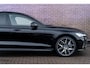 Volvo V60 T8 Plug-in hybrid AWD Plus Performance Edition | Long Range | Google | Panormadak | Exterior Styling Kit | Getint Glas | Elek. Achterklep | Uitlaatsierstukken | Harman Kardon Audio | Polestar Performance Optimisation | Elektrische Stoelverstelling | Keyless Entry | Adaptive Cruise Control | Sportstoelen | Stoel-/Stuurverwarming | Getint Glas | 20" Polestar Wielen