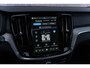 Volvo V60 T8 Plug-in hybrid AWD Plus Perform. Ed. Dark | Long Range | Google | Panormadak | Getint Glas | Elek. Achterklep | Harman Kardon Audio | Elektrische Stoelverstelling | Keyless Entry | Adaptive Cruise Control | Sportstoelen | Stoel-/Stuurverwarming | Getint Glas | 19" LM