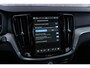 Volvo V60 T8 Plug-in hybrid AWD Plus Perform. Ed. Dark | Long Range | Google | Panormadak | Getint Glas | Elek. Achterklep | Harman Kardon Audio | Elektrische Stoelverstelling | Keyless Entry | Adaptive Cruise Control | Sportstoelen | Stoel-/Stuurverwarming | Getint Glas | 19" LM