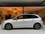 Mercedes-Benz B-klasse 180 Business Solution NAP Garantie Carplay Camera Elek. Achterklep Led Cruise Clima Navi Rijklaar