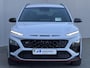 Hyundai Kona 2.0 T-GDI N Performance 280pk DCT8 / Fabrieksgarantie tot 01-2027 / 1e Eigenaars auto / Dealer Onderhouden / Limited Slip Diff / Adaptieve Cruise / Adaptieve Onderstel / Stoel & Stuurwielverwarming / Achterbank Verwarming / Elektr. Stoelen / Stoelventilatie / Navigatie / Camera / Dodehoek Detectie /
