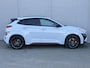 Hyundai Kona 2.0 T-GDI N Performance 280pk DCT8 / Fabrieksgarantie tot 01-2027 / 1e Eigenaars auto / Dealer Onderhouden / Limited Slip Diff / Adaptieve Cruise / Adaptieve Onderstel / Stoel & Stuurwielverwarming / Achterbank Verwarming / Elektr. Stoelen / Stoelventilatie / Navigatie / Camera / Dodehoek Detectie /