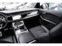Audi RS Q8 RSQ8 4.0 TFSI Quattro | Massage | Sterrenhemel | Alcantara | Stoelkoeling/verwarming | Bang&Olufsen | Memory | 23 inch