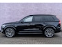 Volvo XC90 2.0 T8 Plug-in hybrid AWD Ultra Dark Exec. Ed. | Executive Edition | Bowers & Wilkins Audio | Luchtvering | Massage & Ventilatie voorstoelen | Gelamineerd Glas | Getint Glas | HeadUp Display | 22" Wielen | Keyless Entry |