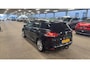 Renault Clio Estate TCe 90 Limited | Trekhaak | Parkeercamera | Climate Control | Keyless Entry |