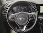 Kia Niro 1.6 GDi Hybrid DynamicPlusLine Automaat / Apple Carplay & Android Auto / Stuur & Stoelverwarming / Adaptieve Cruise Control  / Achteruitrijcamera / Climate Control / Parkeersensoren Voor & Achter / Lichtmetalen Velgen / Navigatie / JBL Audio /