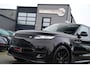 Land Rover Range Rover Sport 3.0 P460e SE PHEV | Meridian 3D | 360 cam | Trekhaak | Adaptieve cruise | Nieuwstaat | HuD |BlackPack