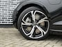 Volvo V60 2.0 T8 Plug-in hybrid AWD Plus Perform. Ed. Dark | 19" 5-triplespaaks Glossy Black Diamond Cut | Extra getint glas achter | Panoramisch schuif/kantel dak | Lederen bekleding