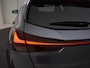 Lexus UX 300h Business Line | Stuur en Stoelverwarming | BLS | Parkeersen