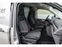 Volkswagen Transporter 2.0 TDI 110pk L1H1 28 Life | Trekhaak | Apple Carplay/Android Auto | Laadvloer