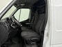 Renault Master 2.3DCi 135PK L2H2 | Airco | Cruise | 3-Persoons | Betimmering