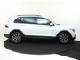 Volkswagen Tiguan 1.4 TSI eHybrid Life | SoH 92% | Trekhaak | Stoel- en stuurwielverwarming | Adaptieve cruise control | CarPlay | Digital cockpit Pro | Parkeersensoren | 3-zone airco |