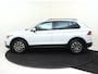 Volkswagen Tiguan 1.4 TSI eHybrid Life | SoH 92% | Trekhaak | Stoel- en stuurwielverwarming | Adaptieve cruise control | CarPlay | Digital cockpit Pro | Parkeersensoren | 3-zone airco |