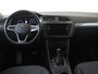 Volkswagen Tiguan 1.4 TSI eHybrid Life | SoH 92% | Trekhaak | Stoel- en stuurwielverwarming | Adaptieve cruise control | CarPlay | Digital cockpit Pro | Parkeersensoren | 3-zone airco |