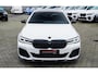 BMW 5-Serie 545e xDrive Business Edition Plus | M-pakket | BTW | Panorama | Bowers&Wilkins | Sfeerverlichting | M-performance |