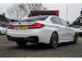 BMW 5-Serie 545e xDrive Business Edition Plus | M-pakket | BTW | Panorama | Bowers&Wilkins | Sfeerverlichting | M-performance |