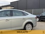 Ford Mondeo 2.0-16V Ghia|NAP|Leder|E-stoel|Airco|Garantie