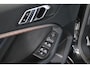 BMW 1-Serie 120i M-sport, High Executive Panoramadak, HUD, Trekhaak, LED, Keyless, Stoel/Stuurverwarming