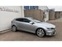 Volvo V40 2.0 T2 R-Design |Navi|Cruise|Climate|230pk|405Nm|