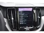 Volvo XC60 T6 350PK Automaat Plug-in Hybrid AWD Plus Dark / Navigatie / 360 Camera / Adaptieve Cruise Control / Stuur & Stoelverwarming / Elektr. Achterklep / Schuifdak / Trekhaak