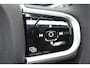 Volvo XC60 T6 350PK Automaat Plug-in Hybrid AWD Plus Dark / Navigatie / 360 Camera / Adaptieve Cruise Control / Stuur & Stoelverwarming / Elektr. Achterklep / Schuifdak / Trekhaak
