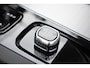 Volvo XC60 T6 350PK Automaat Plug-in Hybrid AWD Plus Dark / Navigatie / 360 Camera / Adaptieve Cruise Control / Stuur & Stoelverwarming / Elektr. Achterklep / Schuifdak / Trekhaak