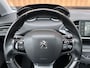 Peugeot 308 1.2 PureTech Style | Handel / Export | Glazen Panoramadak | Cruise Control | Parkeersensoren | Achteruitrijcamera | Navigatie | Bluetooth | 16" Lichtmetaal |