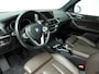 BMW X3 xDrive20i Panoramadak / Trekhaak / Sportstoelen / Park -assist / LED / Harman-Kardon / Head-up / Alu wielen 19 inch