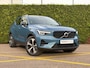 Volvo XC40 2.0 B4 Plus Dark | Elektrische stoelverstelling | Trekhaak | Harman/Kardon |