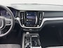 Volvo V60 T6 Plug-in hybrid AWD Core Bright | SoH 100% | Achterbank verwarmd | Achteruitrijcamera | Apple Carplay/Android Auto|telefoonintegratie premium