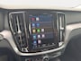 Volvo V60 T6 Plug-in hybrid AWD Core Bright | SoH 100% | Achterbank verwarmd | Achteruitrijcamera | Apple Carplay/Android Auto|telefoonintegratie premium