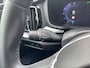 Volvo V60 T6 Plug-in hybrid AWD Core Bright | SoH 100% | Achterbank verwarmd | Achteruitrijcamera | Apple Carplay/Android Auto|telefoonintegratie premium