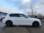BMW 1-Serie 118i Sport Cruise Clima PDC LED 18'' M velgen + M-Stuur