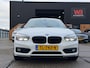 BMW 1-Serie 118i Sport Cruise Clima PDC LED 18'' M velgen + M-Stuur