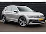 Volkswagen Tiguan 1.4 TSI ACT Comfortline Business R | Adap. Cruise | HUD | Stoelverwarming | Trekhaak | Navigatie | Climate Control