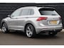 Volkswagen Tiguan 1.4 TSI ACT Comfortline Business R | Adap. Cruise | HUD | Stoelverwarming | Trekhaak | Navigatie | Climate Control