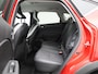 Renault Captur TCe 100pk Intens | Apple Carplay/Android Auto | Parkeersensoren | Climate Control | Cruise Control | Lichtmetalen Velgen |