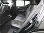 Volvo XC40 Recharge P8 AWD R-Design | Panoramadak | Half-Leder | Navigatie | Camera | Climate Control | Stoel- Stuurverwarming | Lichtmetalen Velgen |