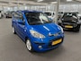 Hyundai i10 1.1 Dynamic XL met Parkeersensor Achterbumper, Airco en LM-velgen.