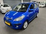 Hyundai i10 1.1 Dynamic XL met Parkeersensor Achterbumper, Airco en LM-velgen.