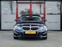 BMW 3-Serie 320e Business Edition Plus M | Individual Kleur | Rundleder | M-Sport pakket | Stoelverwarming | Laser LED | 19'' Lichtmetalen Velgen | LED Koplampen | Virtual Cockpit | Navigatie | Camera | Cruise Control | Climate Control