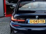 BMW 3-Serie 320e Business Edition Plus M | Individual Kleur | Rundleder | M-Sport pakket | Stoelverwarming | Laser LED | 19'' Lichtmetalen Velgen | LED Koplampen | Virtual Cockpit | Navigatie | Camera | Cruise Control | Climate Control