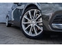 Volvo V60 Plug-in Hybrid T6 AWD Inscription Expression | Lederen bekleding | Panoramadak | Stoel- en stuurwielverwarming | Adaptive cruise control | Dode hoek detectie BLIS | 19 inch velgen | Elektrische stoelverstelling | Gelamineerde zijruiten |